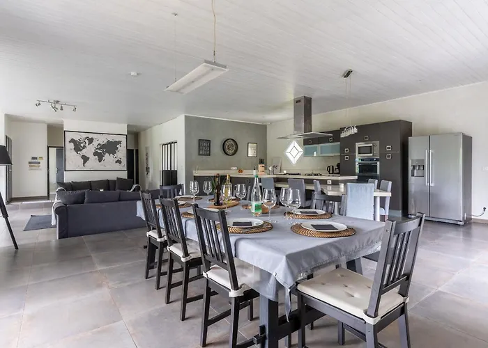 Superbe - 10 Pers. - Fr-1-319-628 *